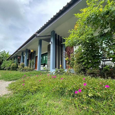 Ferienwohnung Jeerat House จิรัสเฮ้าส์ Phayao Exterior foto