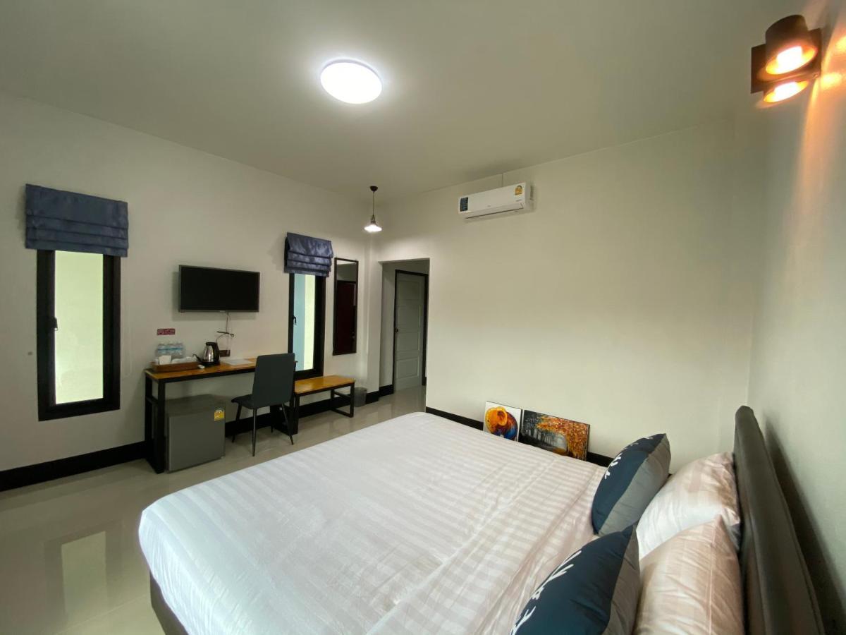Ferienwohnung Jeerat House จิรัสเฮ้าส์ Phayao Exterior foto