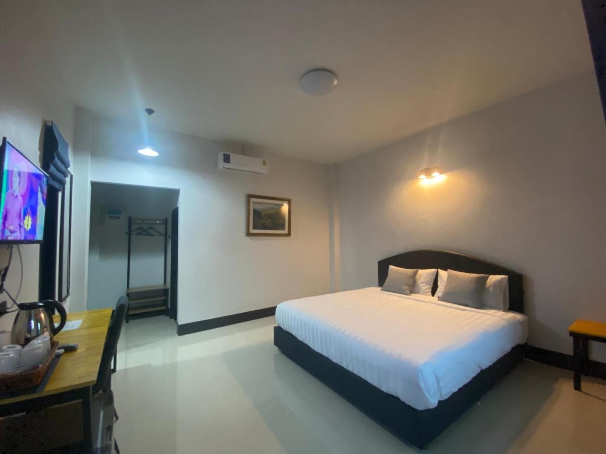 Ferienwohnung Jeerat House จิรัสเฮ้าส์ Phayao Exterior foto