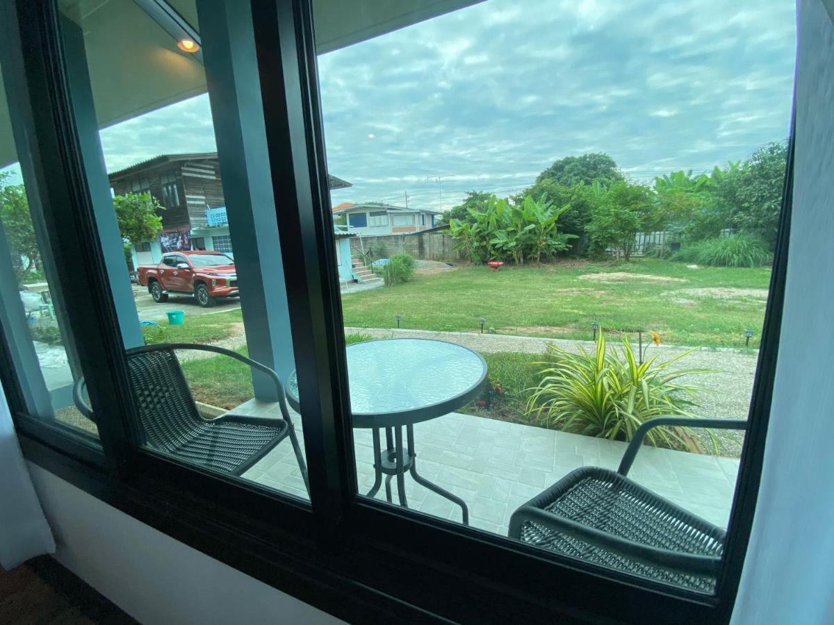 Ferienwohnung Jeerat House จิรัสเฮ้าส์ Phayao Exterior foto