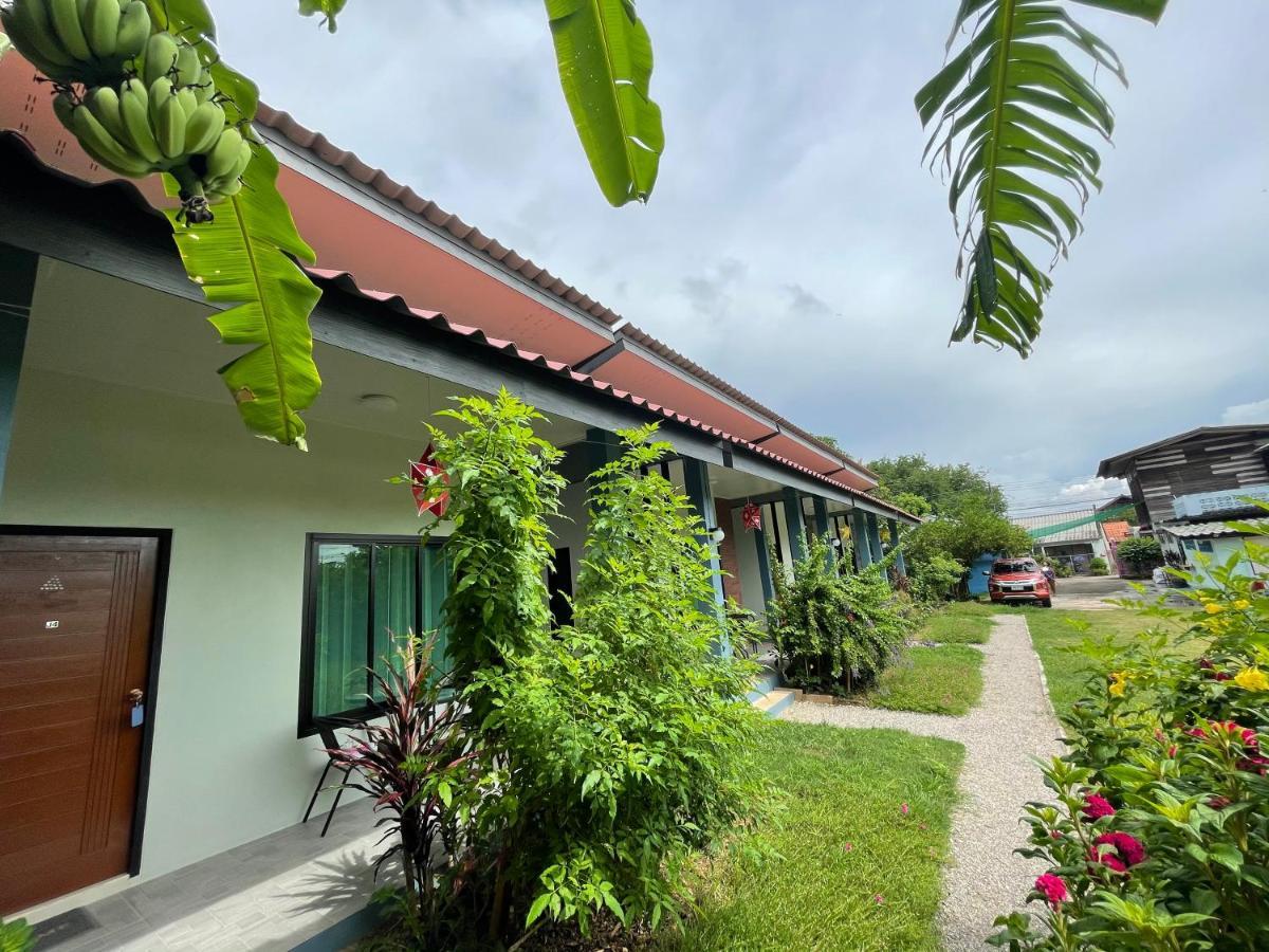 Ferienwohnung Jeerat House จิรัสเฮ้าส์ Phayao Exterior foto