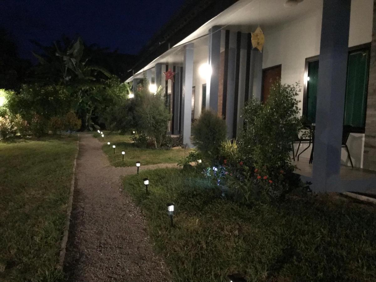 Ferienwohnung Jeerat House จิรัสเฮ้าส์ Phayao Exterior foto