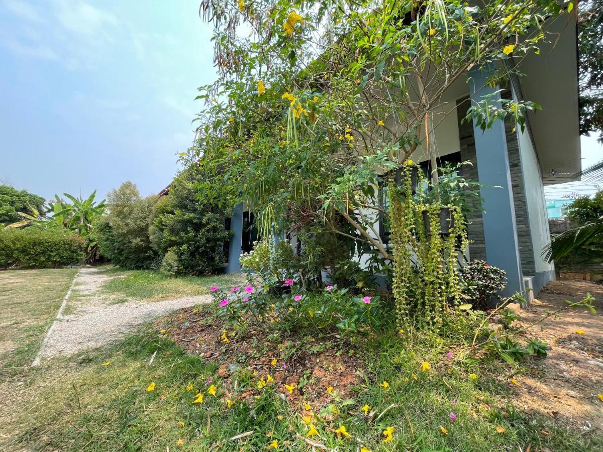 Ferienwohnung Jeerat House จิรัสเฮ้าส์ Phayao Exterior foto